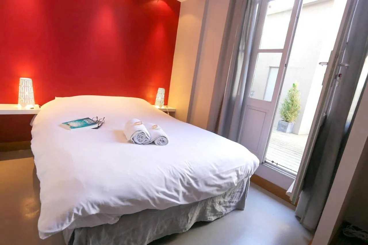 Maison De 6 Chambres A Avignon 0*,