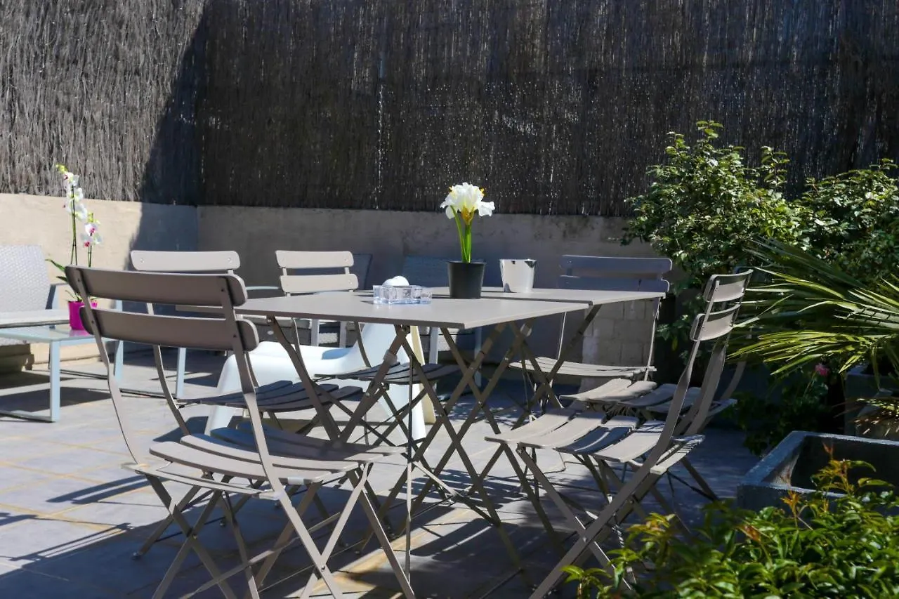 Maison De 6 Chambres A Avignon Holiday home