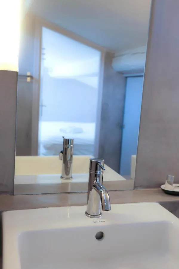 Holiday home Maison De 6 Chambres A Avignon